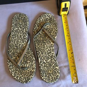 Animal print Gap flip flops size 6